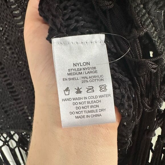 Nylon Apparel Women’s Medium/Large Black Boho Fringe Tank New NWT - Picture 3 of 5